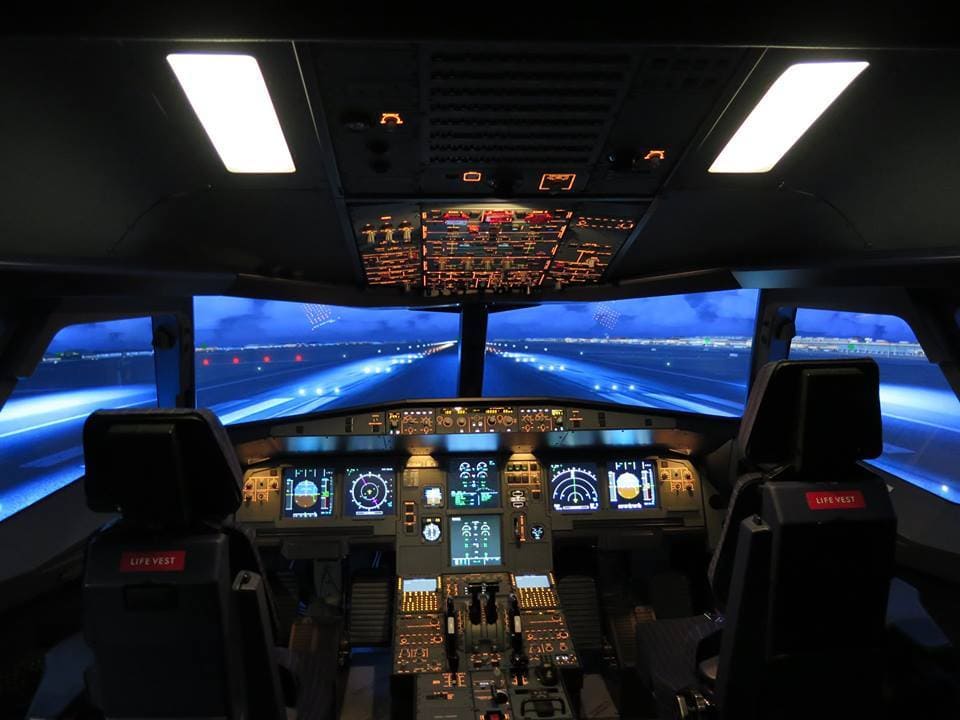 Simulateur avion de ligne 6 Skyway VR